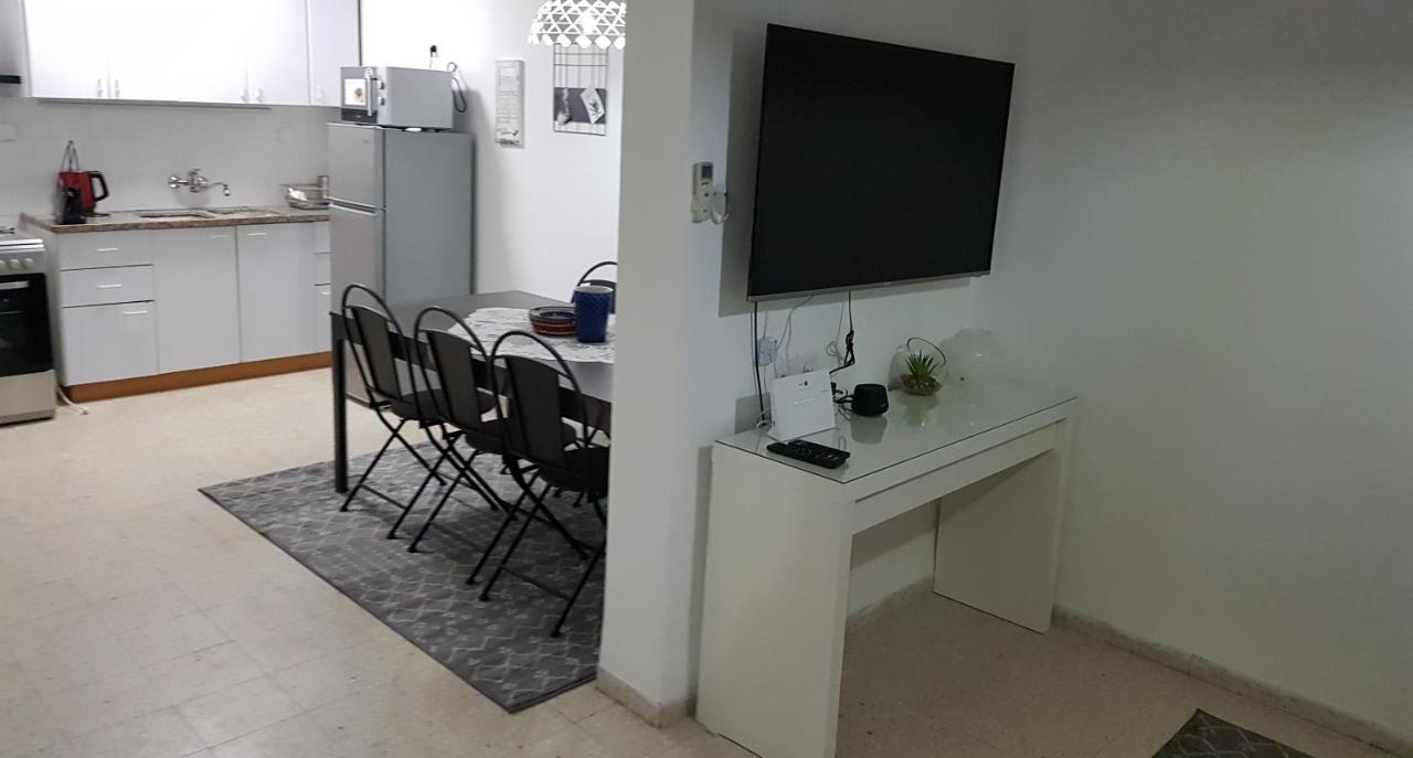 דירת נופש בוטיק - נוף לרבי שמעון Apartamento Safed Exterior foto